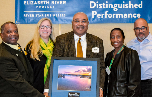 nsu receives award for Elizabeth River Project